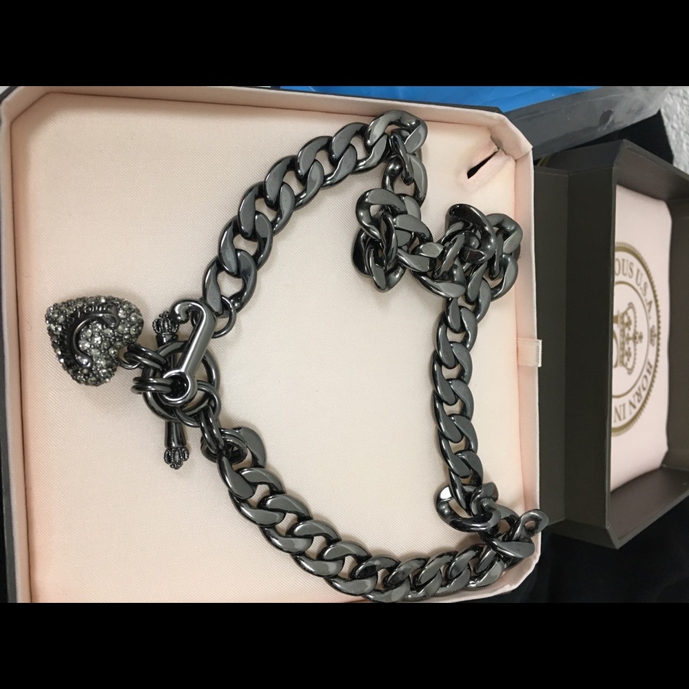 Juicy couture necklace